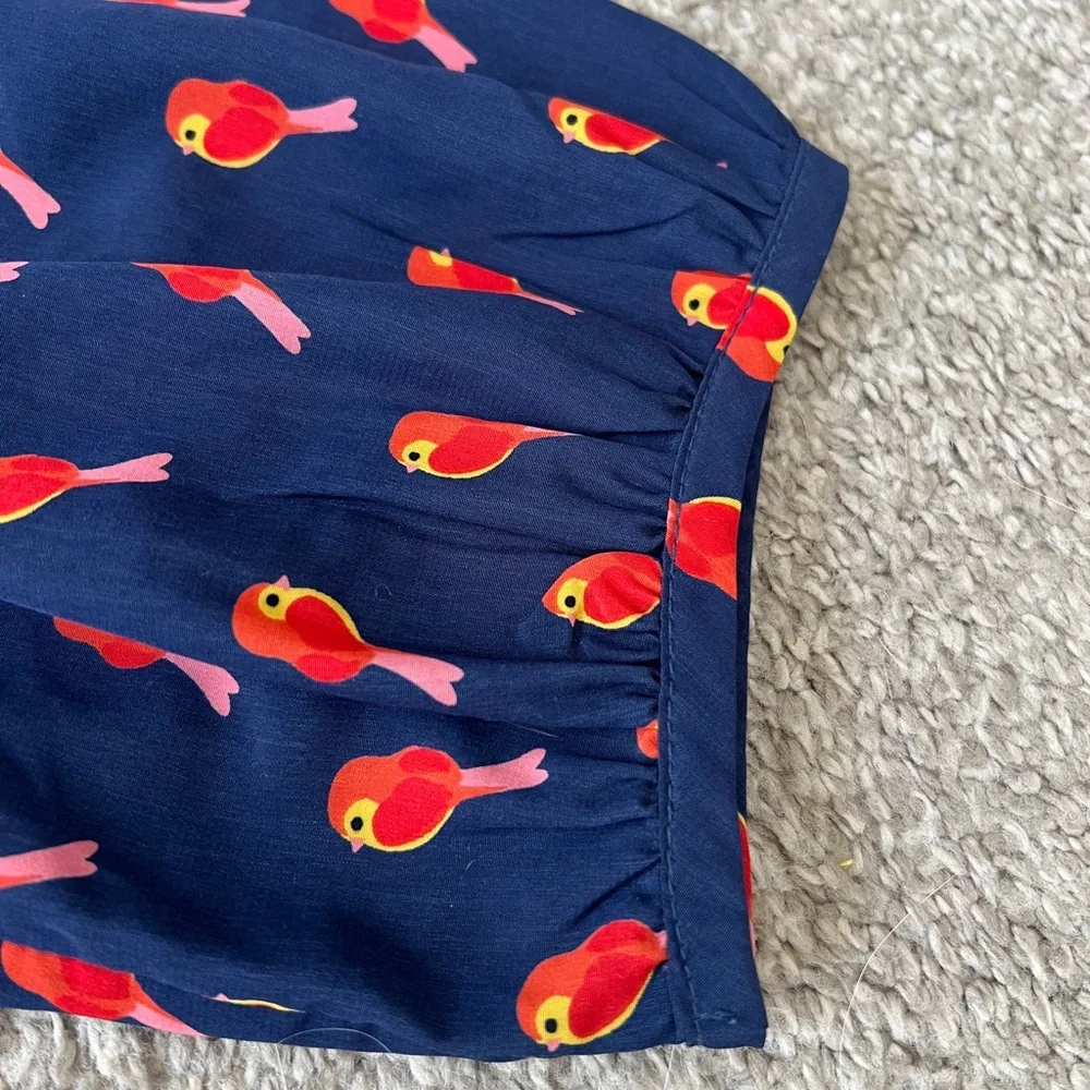 Old Navy Navy Blue Blouse with Red Birds, 3/4 Puff Sleeve, Curve Hem Lightweight